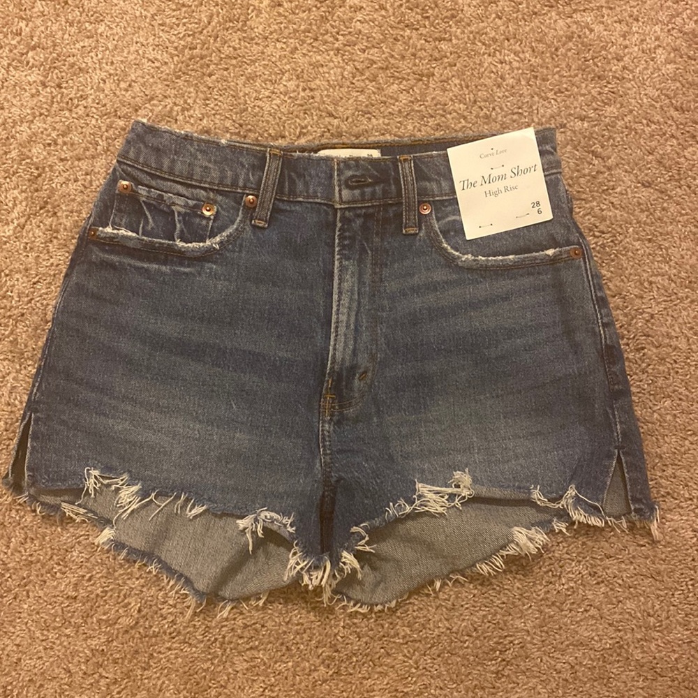 Abercrombie Curve Love Mom Shorts